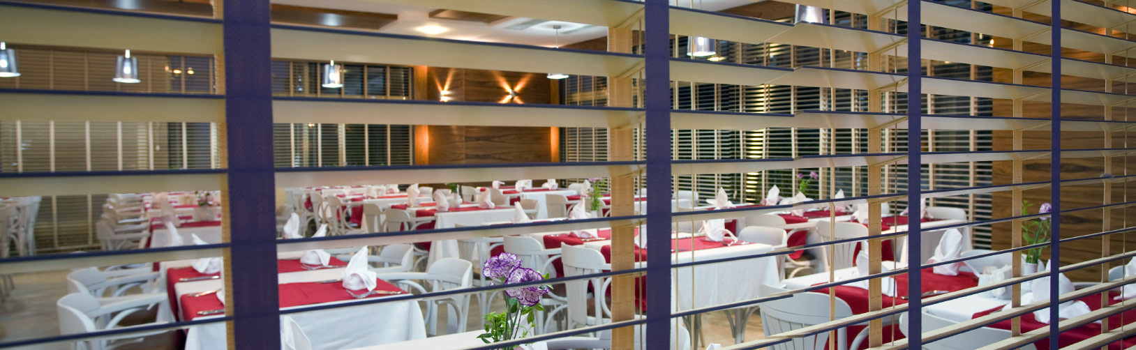 MAG Resources shutter blinds in restaurant